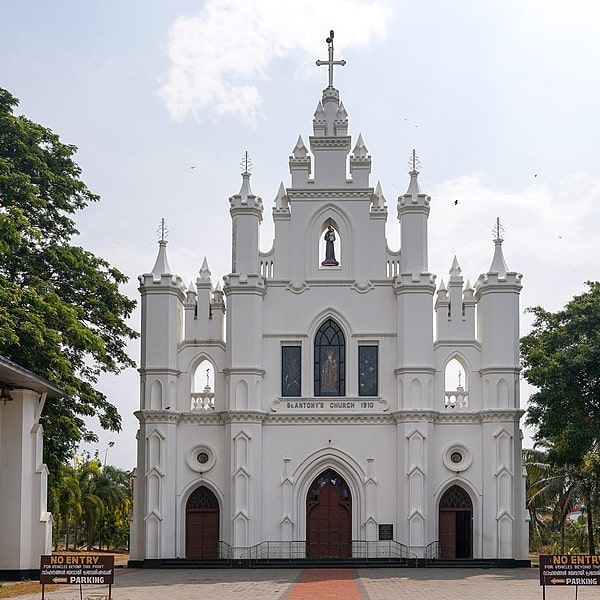 KERALA CHURCH TOUR.jpg